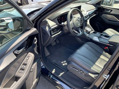 Certified 2023 Acura MDX SH-AWD w/ Technology Package image 10