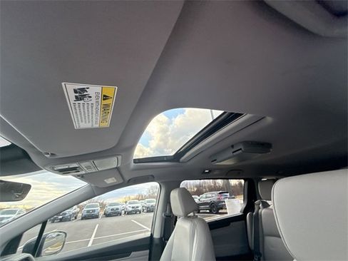 Used 2022 Honda Odyssey EX-L image 18