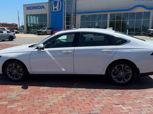 Used 2023 Honda Accord EX-L image 8