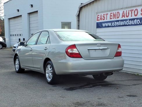 Used 2004 Toyota Camry LE image 3