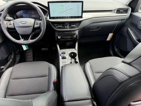 New 2025 Ford Escape SE image 5