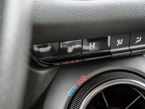 Used 2023 Chevrolet Blazer LT w/ Convenience Package FWD image 30