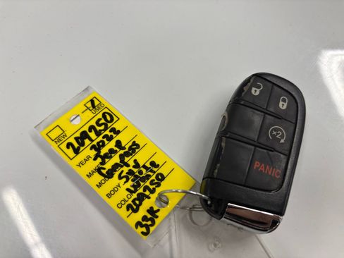 Used 2022 Jeep Compass Latitude w/ Sun and Sound Group AWD/4WD image 24