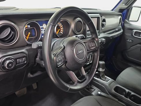 Used 2020 Jeep Wrangler Sport AWD/4WD image 13