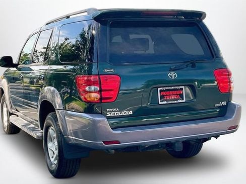 Used 2002 Toyota Sequoia SR5 RWD image 12
