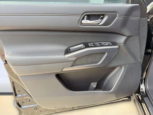 New 2026 Nissan Pathfinder SL AWD/4WD image 21