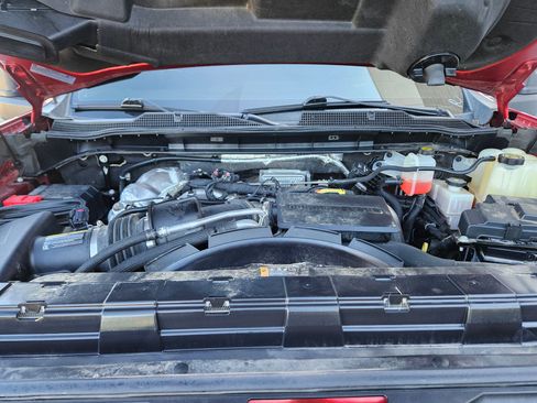 Used 2022 Chevrolet Silverado 2500 LTZ w/ LTZ Premium Package AWD/4WD image 31