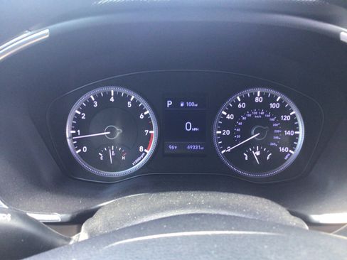 Used 2020 Hyundai Santa Fe SE FWD image 10