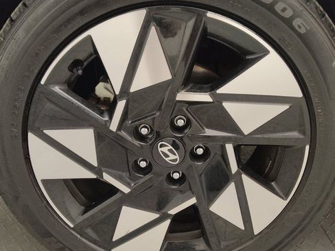 Used 2024 Hyundai Kona SEL FWD image 31