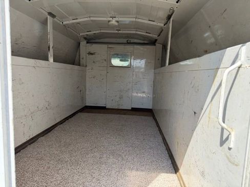Used 2015 Chevrolet Express 3500 RWD image 7