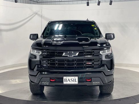 Used 2024 Chevrolet Silverado 1500 LT Trail Boss w/ LT Trail Boss Premium Package AWD/4WD image 9