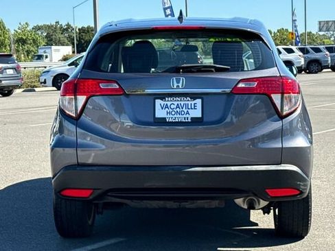 Used 2021 Honda HR-V LX image 5