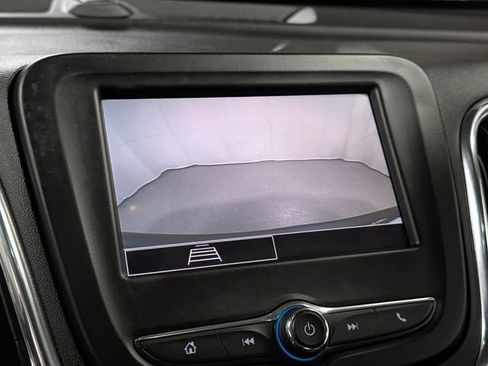 Used 2022 Chevrolet Equinox LT image 24