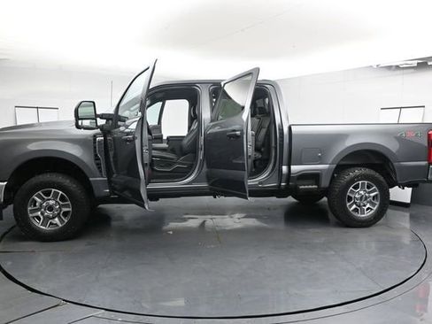 Used 2024 Ford F250 Lariat AWD/4WD image 35