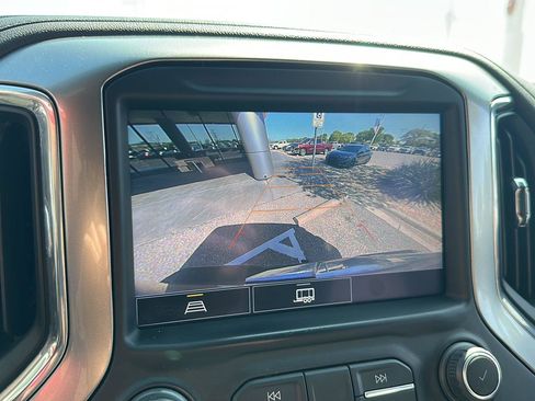 Used 2022 Chevrolet Silverado 1500 LT Trail Boss w/ LT Trail Boss Premium Package image 27