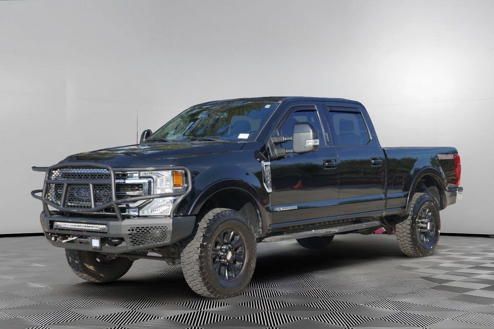 Used 2022 Ford F350 Lariat w/ Tremor Off-Road Package AWD/4WD image 7