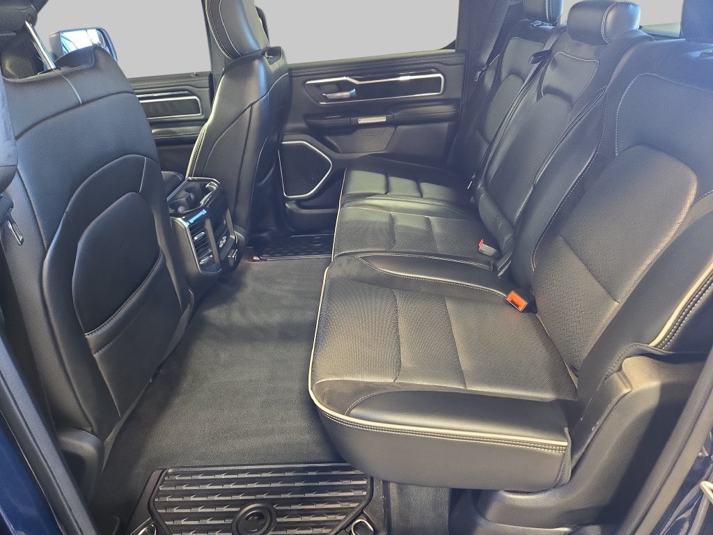 Used 2020 RAM 1500 Laramie w/ Sport Appearance Package AWD/4WD image 16
