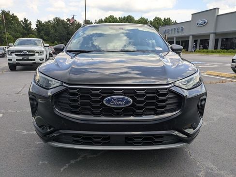 Used 2023 Ford Escape ST-Line w/ Tech Pack #1 FWD image 9