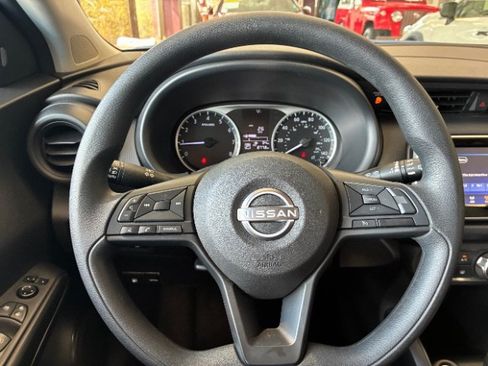 Used 2025 Nissan Kicks Play S w/ Interior Electronics Package FWD image 24