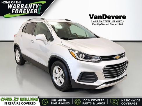 Used 2019 Chevrolet Trax LT w/ LT Convenience Package FWD image 1
