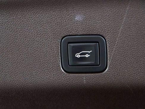 Used 2023 GMC Yukon Denali w/ LPO, Floor Liner Package AWD/4WD image 35