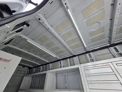 Used 2020 Mercedes-Benz Sprinter 2500 w/ Driver Convenience Package image 20