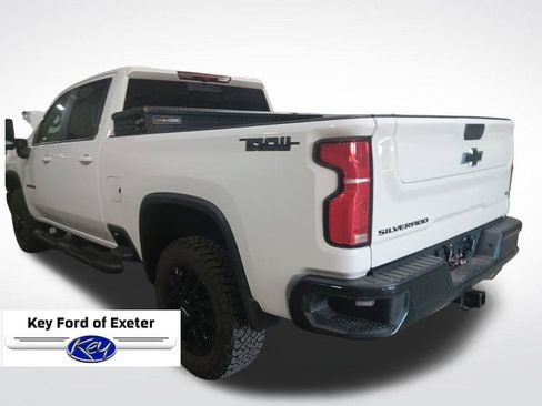 Used 2025 Chevrolet Silverado 2500 LT w/ Trail Boss Package image 10