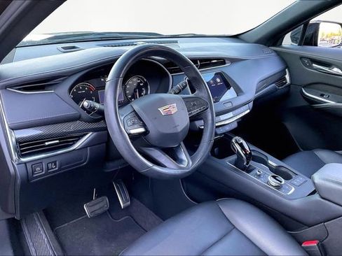 Used 2023 Cadillac XT4 Sport image 12