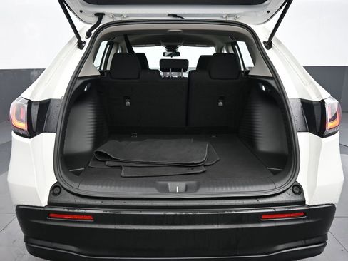 Certified 2025 Honda HR-V LX image 35