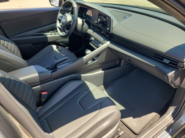 New 2026 Hyundai Elantra SEL Sport FWD image 20