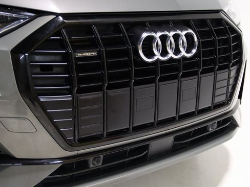 Used 2021 Audi Q3 2.0T Premium Plus w/ Premium Plus Package image 27