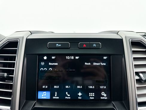 Used 2016 Ford F150 Lariat w/ Equipment Group 501A Mid AWD/4WD image 19