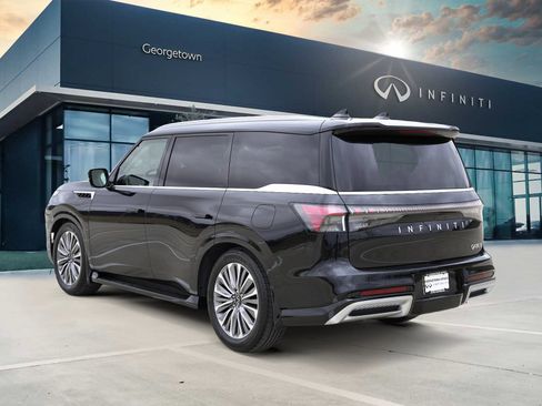 New 2025 INFINITI QX80 Sensory image 6