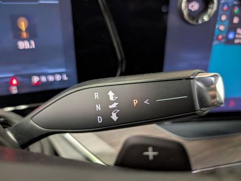 Used 2025 Chevrolet Tahoe LT image 24