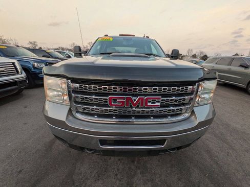 Used 2013 GMC Sierra 2500 SLE w/ Convenience Package image 3