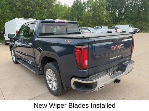 Certified 2022 GMC Sierra 1500 SLT w/ SLT Premium Package AWD/4WD image 10