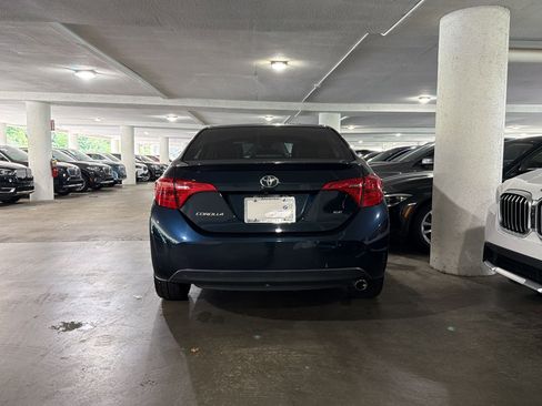 Used 2018 Toyota Corolla SE FWD image 7