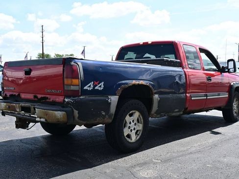 Used 2005 Chevrolet Silverado 1500 LS w/ Light Duty Power Package AWD/4WD image 3