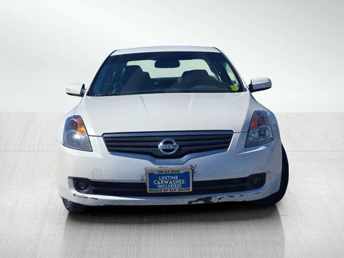 Used 2008 Nissan Altima Hybrid Sedan w/ Technology Pkg FWD image 2