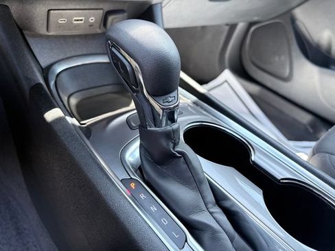 Used 2023 Chevrolet Malibu LT FWD image 20
