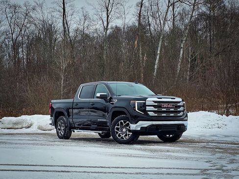 New 2026 GMC Sierra 1500 SLE w/ X31 Off-Road Package image 2
