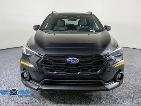 Used 2025 Subaru Crosstrek 2.5i Sport AWD/4WD image 2