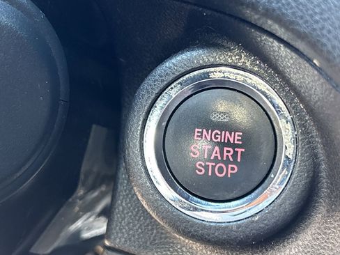 Used 2020 Subaru Impreza 2.0i Sport image 30