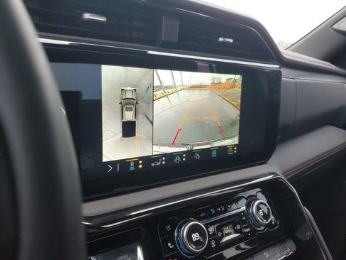 Used 2023 GMC Sierra 1500 AT4 image 28