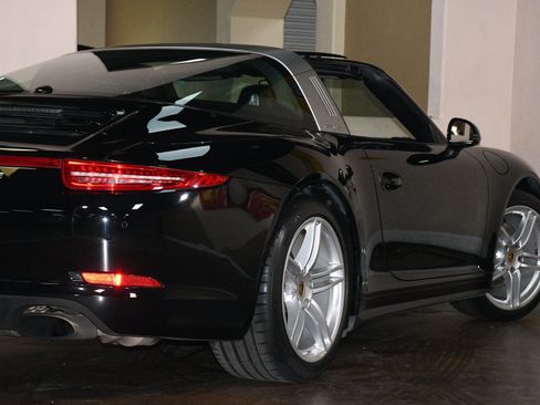 Used 2015 Porsche 911 Targa 4 AWD/4WD image 56
