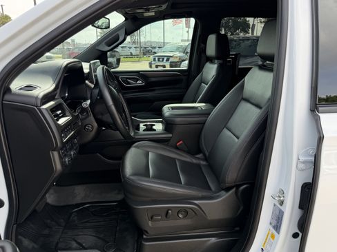 Used 2024 Chevrolet Tahoe Z71 w/ Off-Road Capability Package AWD/4WD image 17