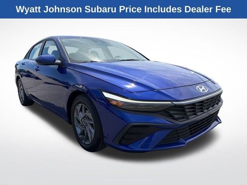 Used 2024 Hyundai Elantra SEL FWD image 10