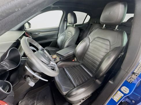 Used 2018 Alfa Romeo Stelvio Ti Sport image 9