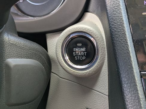 Used 2016 Subaru Forester 2.5i Touring w/ Eyesight & Navigation System image 29