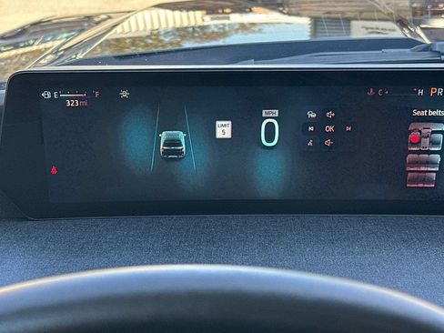 Used 2025 Ford Expedition Max Active AWD/4WD image 33